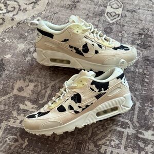Nike Wmns Air Max 90 Futura 'Cow Print'